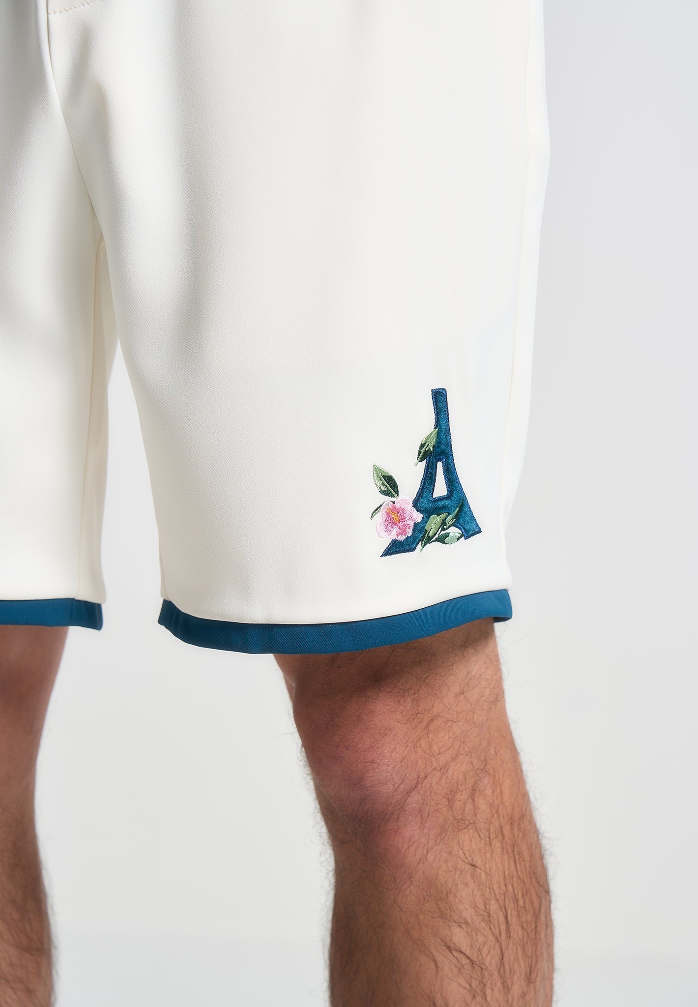 Velvet Eiffel Shorts - Cream/Blue
