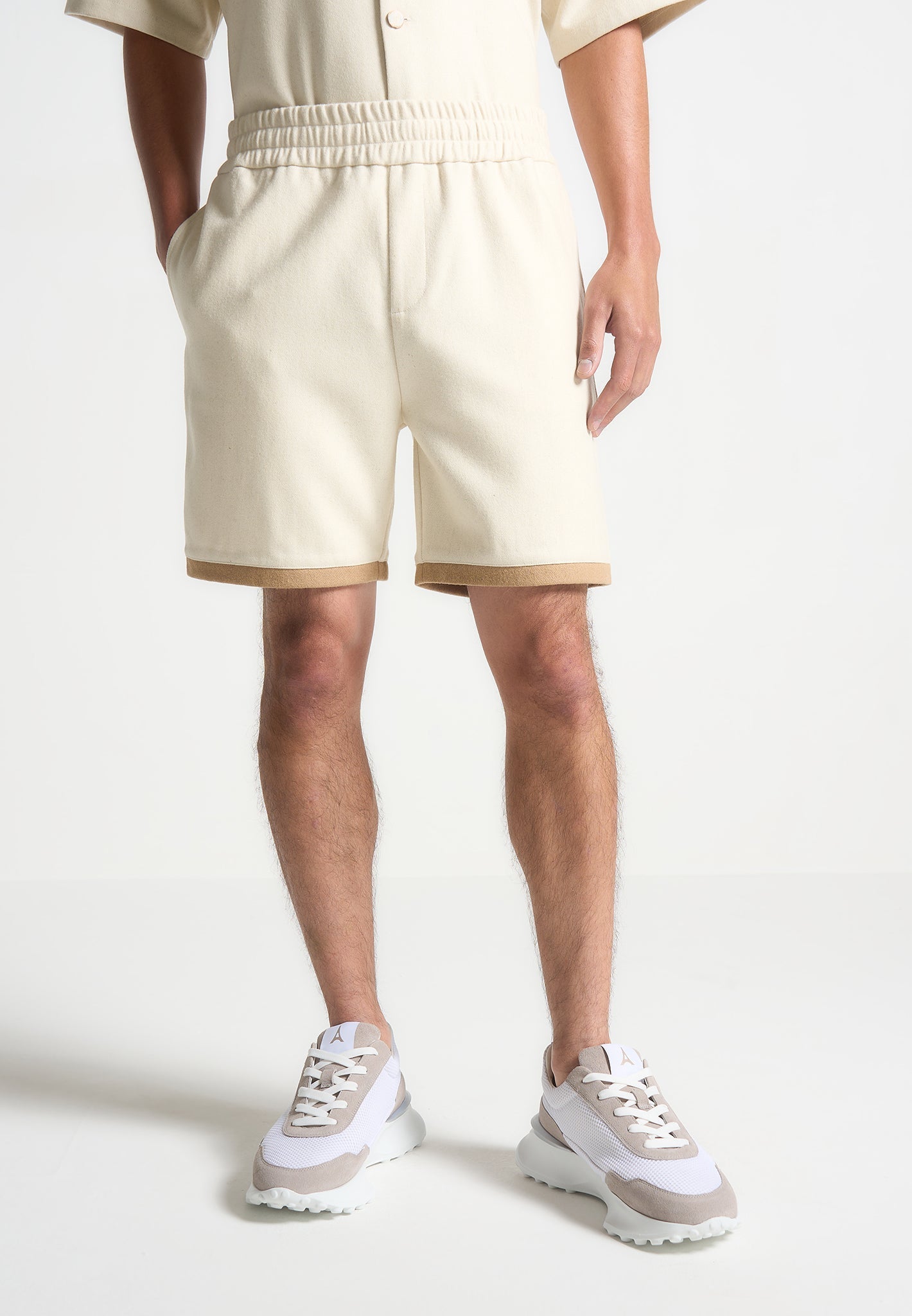 Wool Shorts - Cream/Brown